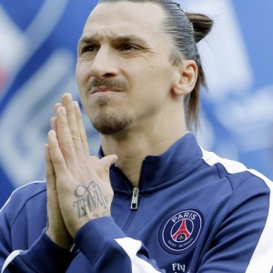 九游娱乐网站体验棒-广州富力对阵上海上港，谁将在比赛中占据优势？，广州富力主力阵容